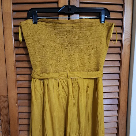 Mustard Color Smocked Strapless Jumper - Picture 6 of 10